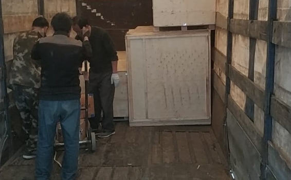 На Тачэне завершена погрузка транспортного средств...